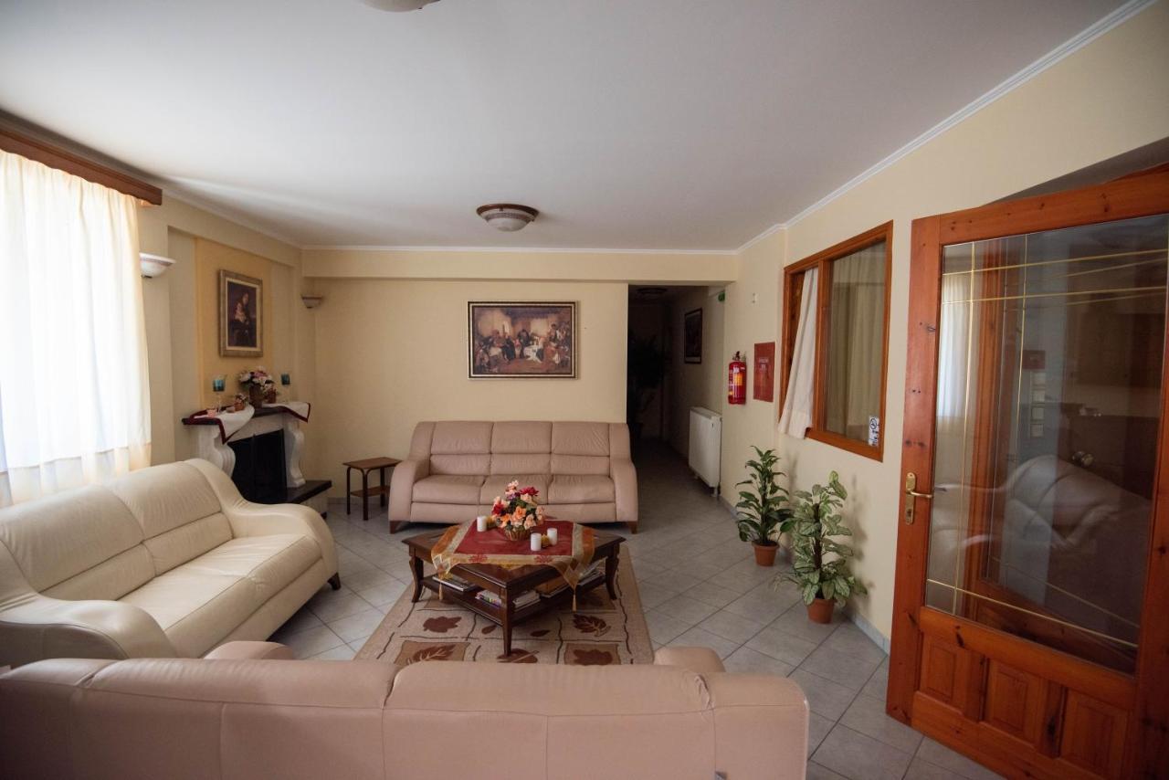 Domus Inn Ioannina Buitenkant foto