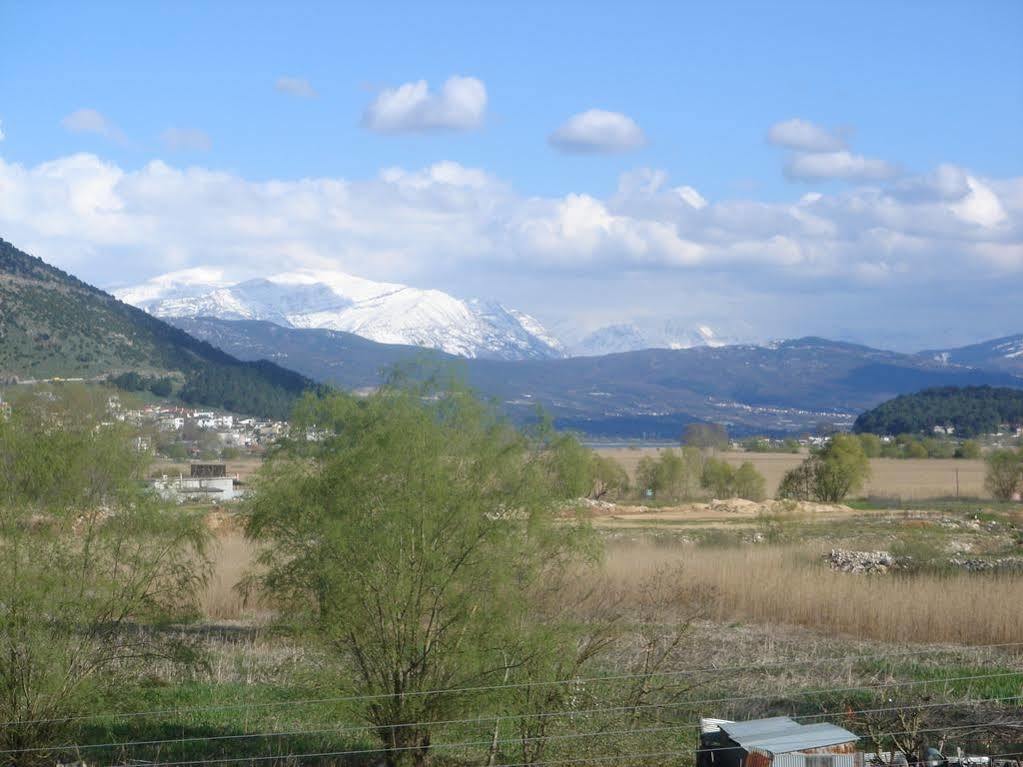 Domus Inn Ioannina Buitenkant foto